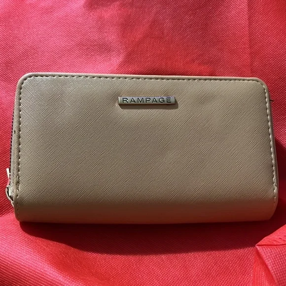 Wallets - Picture 1 of 1